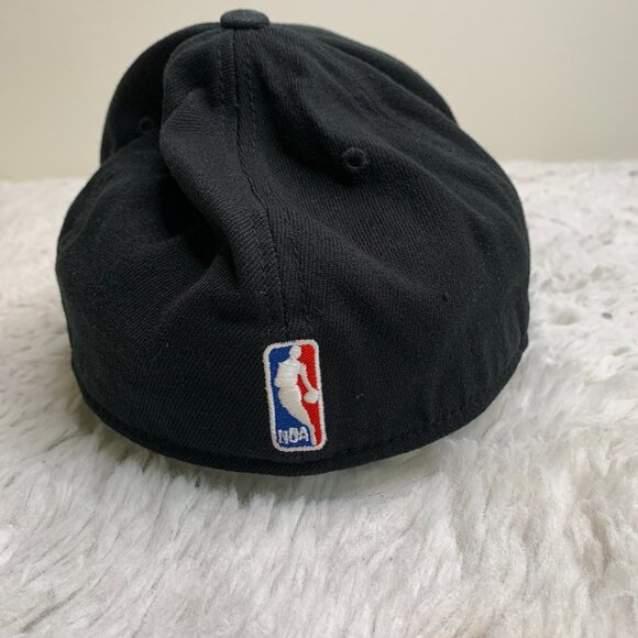 Adidas Los Angeles Lakers Flex Fitted Hat Size L/XL - Picture 3 of 6